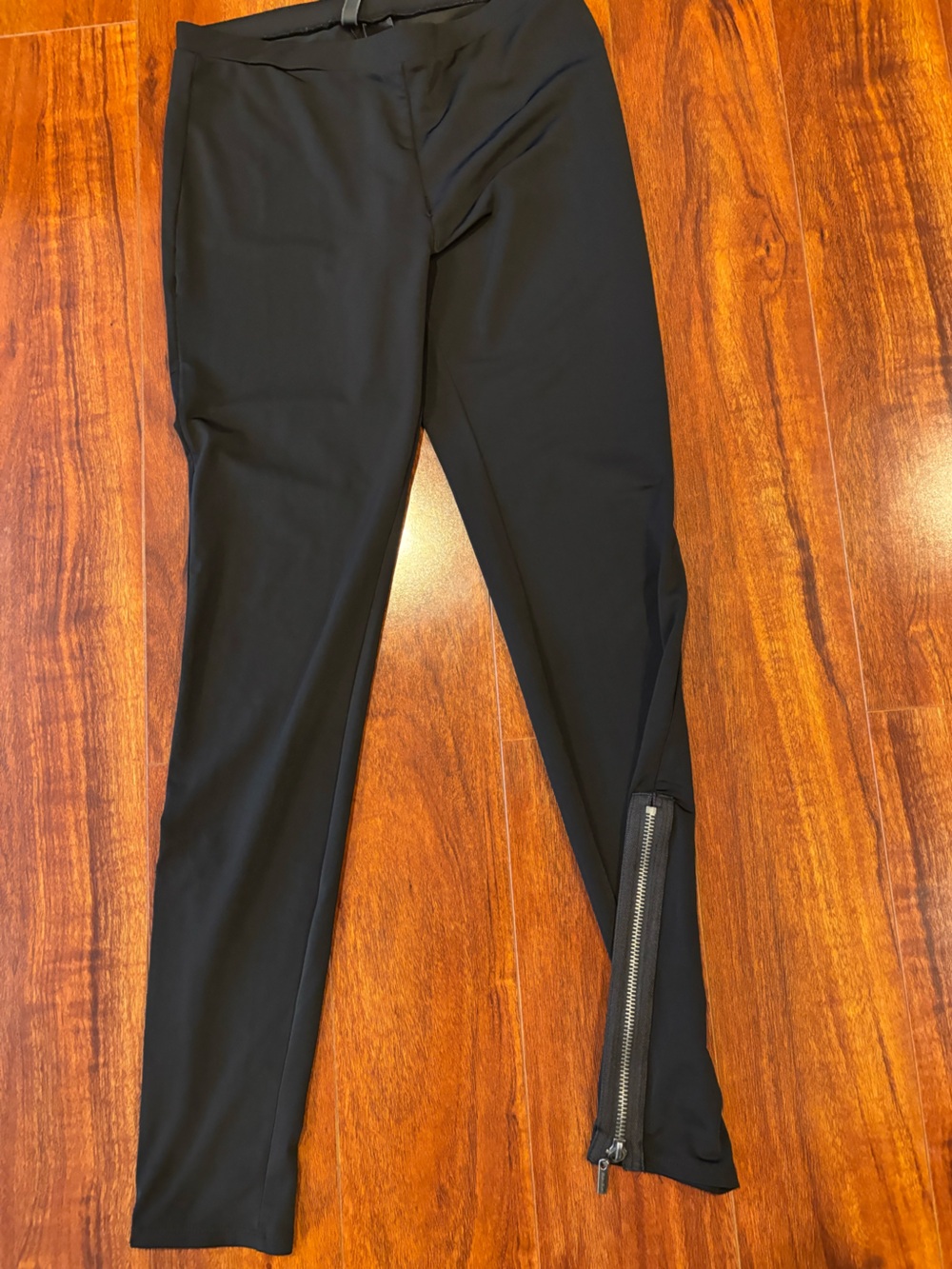 Bisou Bisou Black Leggings with Ankle Zipper